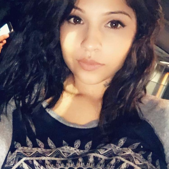 Meet your Posher, Anna - Picture 1 of 1